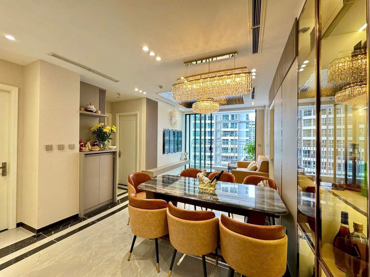 CN Căn hộ Vinhomes Central Park 4 4 Phòng Ngủ 100m2